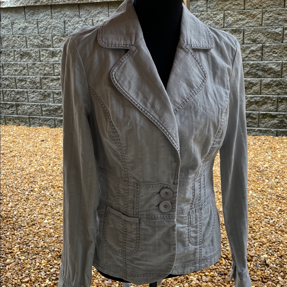 White House Black Market Fitted Blazer Jacket Size8 Light Blue-Gray Embellished - Picture 14 of 14